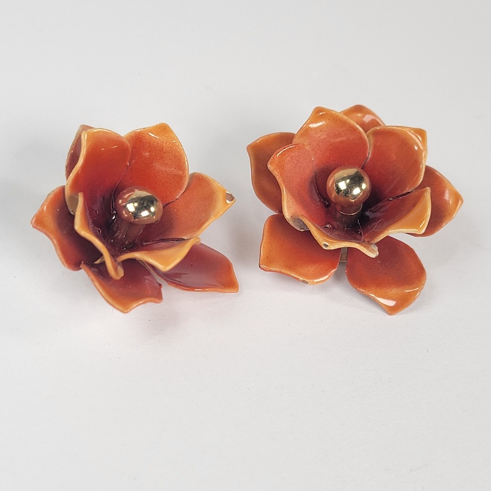 Vintage Coro Orange Enamel Flower Clip On Earrings Mid Century Floral Gold Tone
